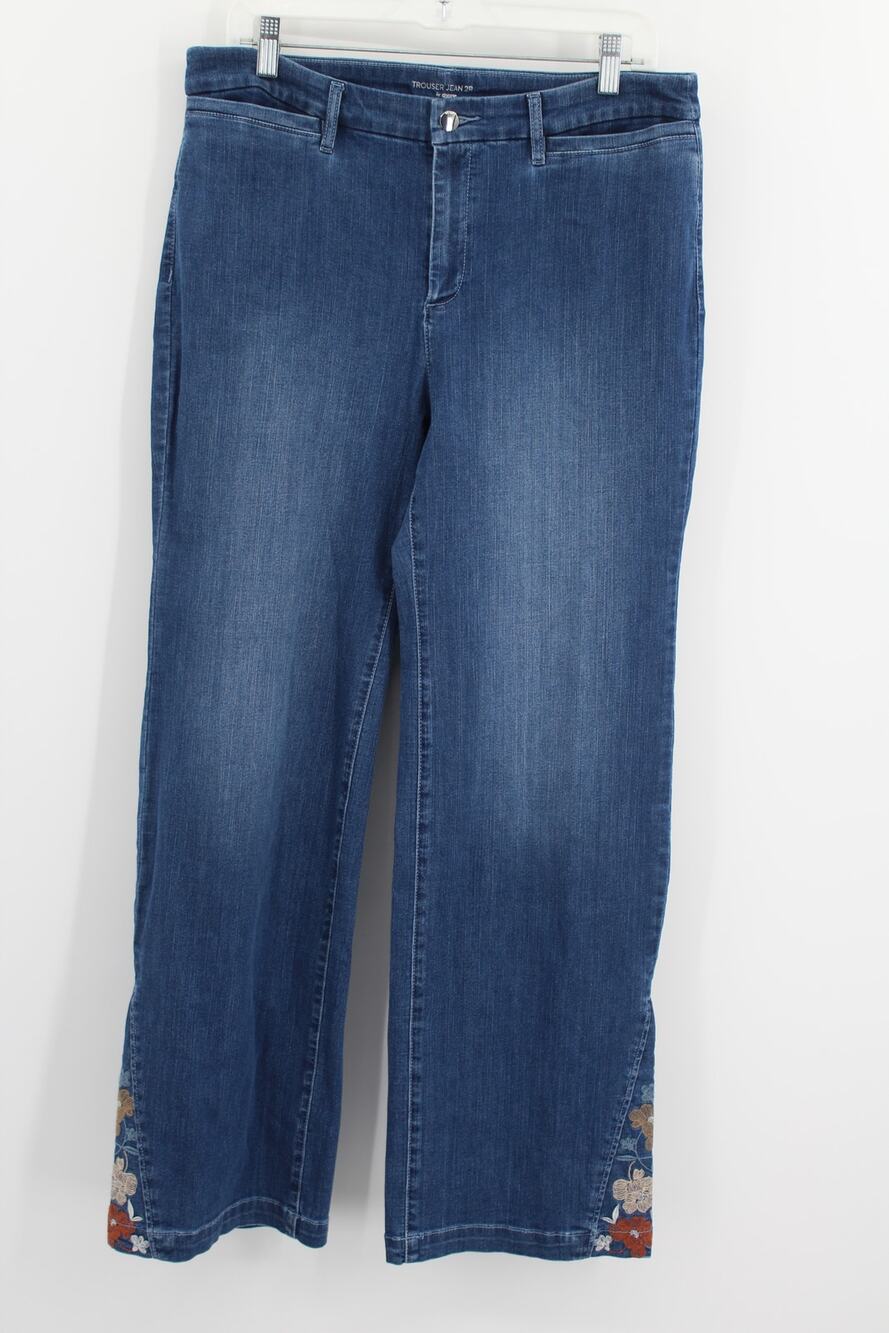 Chico's 2R Trouser Jeans Floral Embroidered Blue